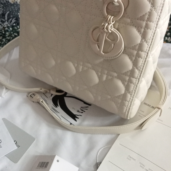 Many bags  Benney save a penny - Picture 1 of 14